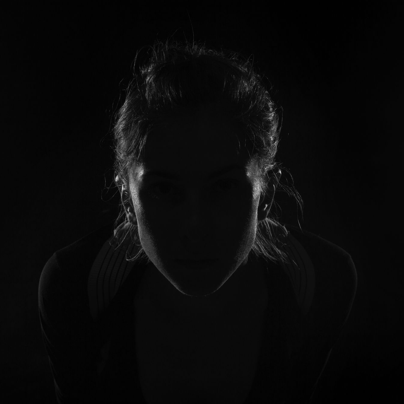 44147300 - hidden face in the shadow. female silhouette. ⋆ Mind Power