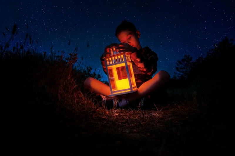 Child incubating dreams at night before sleep